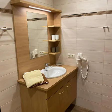 Maislbauer مزرعة للإقامة *